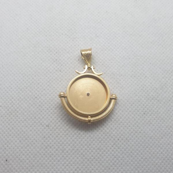 pendente em ouro de 19.2 k 4