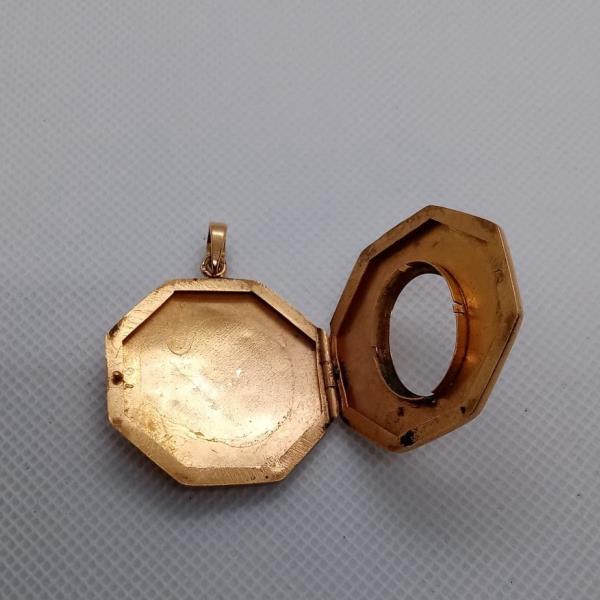 pendente em ouro de 19.2 k 4