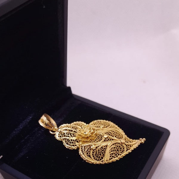 pendente em ouro de 19.2 k 2
