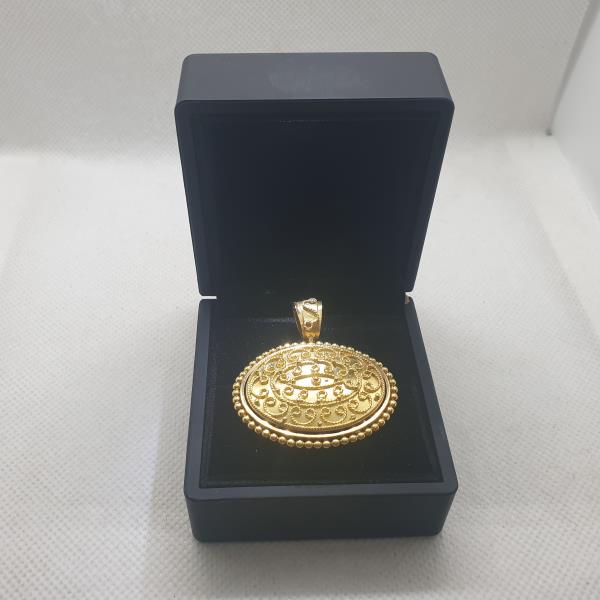 pendente em ouro de 19.2 k 2